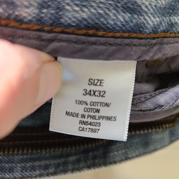 Old Navy relaxed fit mens jeans cargo painter size 34x32. 90s style - Picture 3 of 6